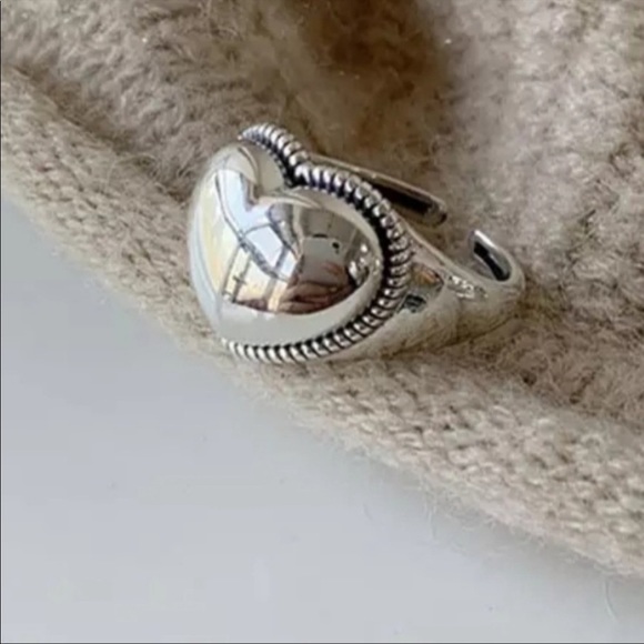 Boutique Jewelry - ❗️restocked❗️new 925 Sterling Silver Heart Ring